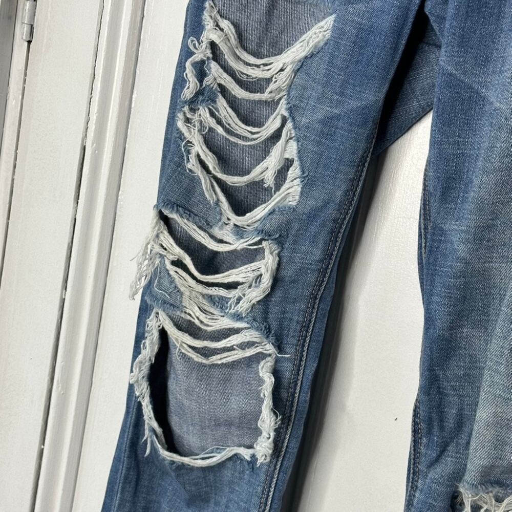 American Eagle Outfitters TOMGIRL Distressed Jeans Women's Size 6 - Picture 8 of 10